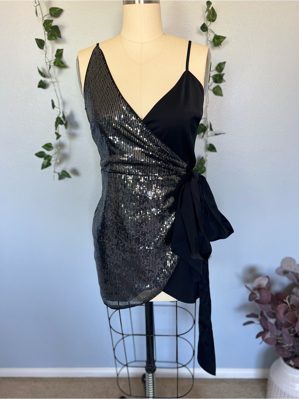 Camila Coelho S Black Sequin Satin Split Asymmetric Surplice Wrap Mini Dress